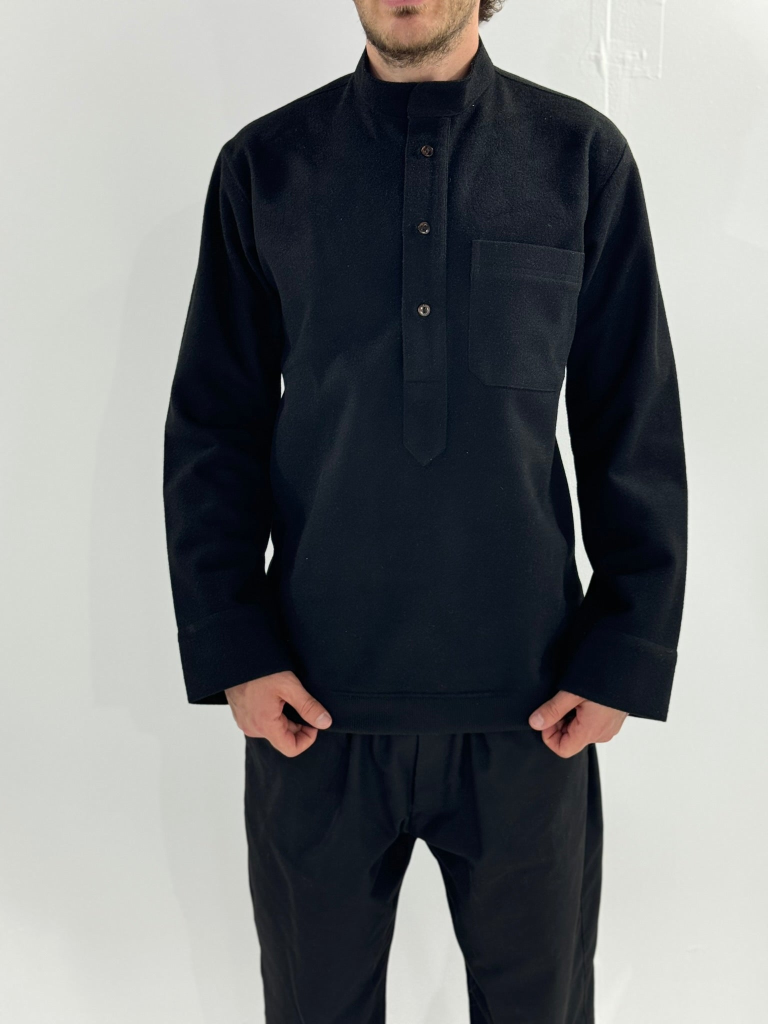 Faraiya - Black - Waistband